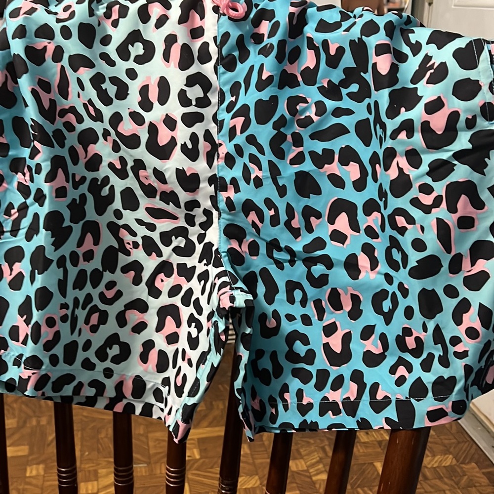 Swimming shorts